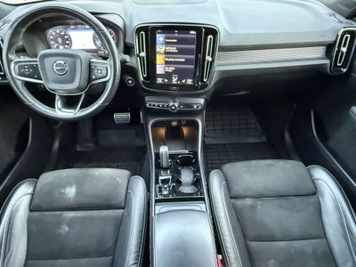 2021 Volvo XC40 R-Design