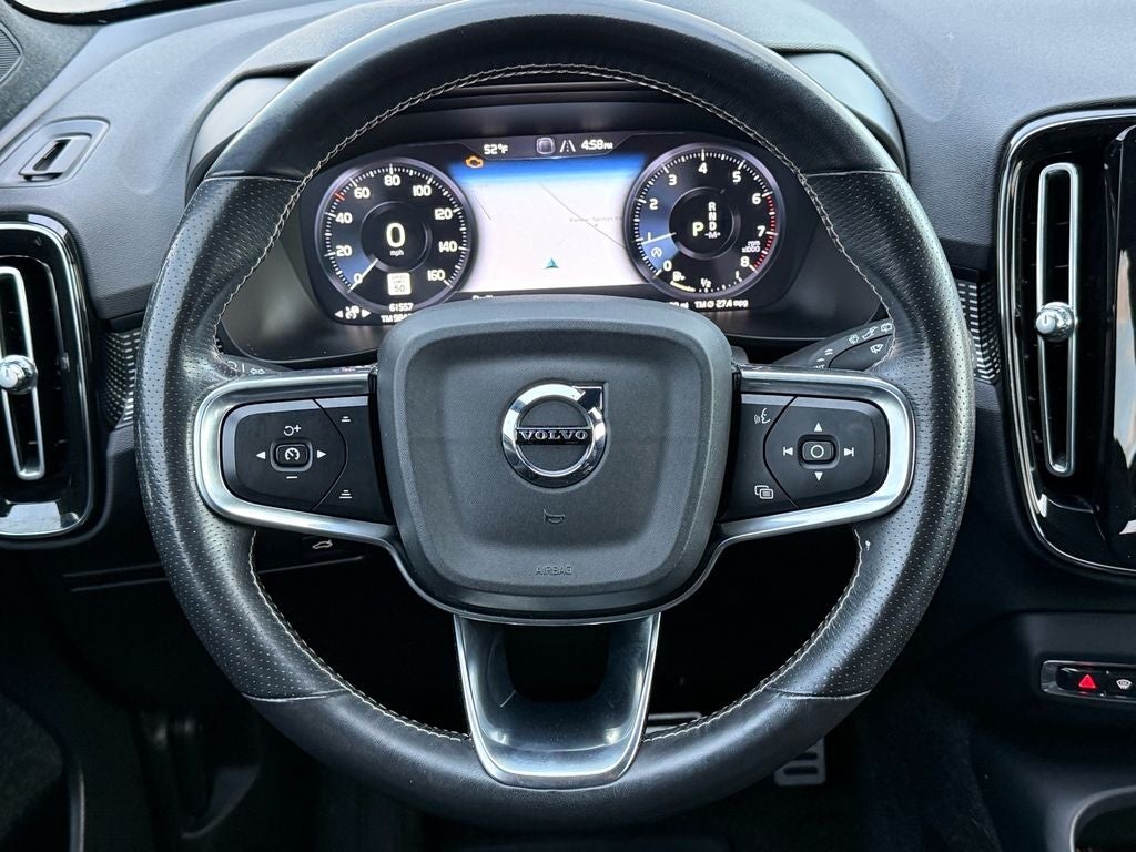 2021 Volvo XC40 R-Design