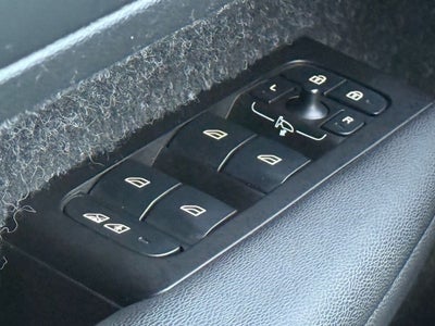 2021 Volvo XC40 R-Design