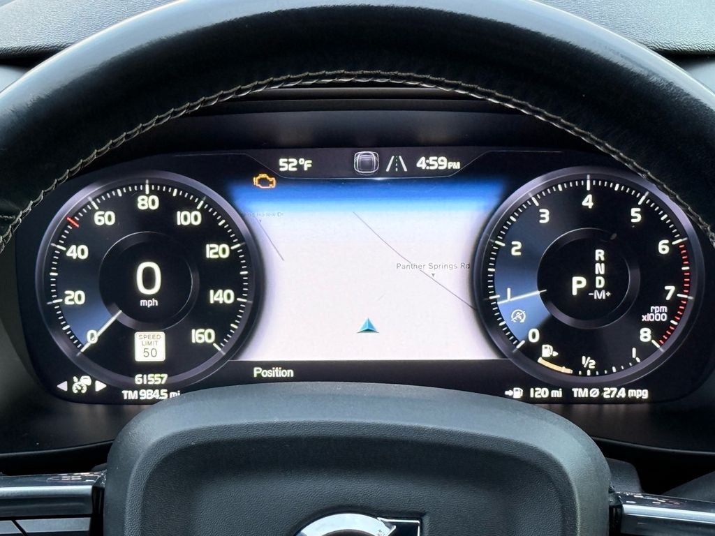 2021 Volvo XC40 R-Design