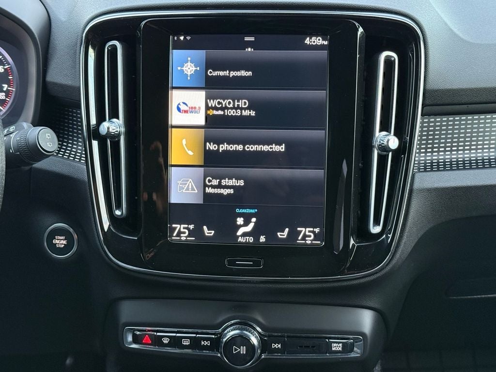 2021 Volvo XC40 R-Design