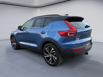 2021 Volvo XC40 R-Design
