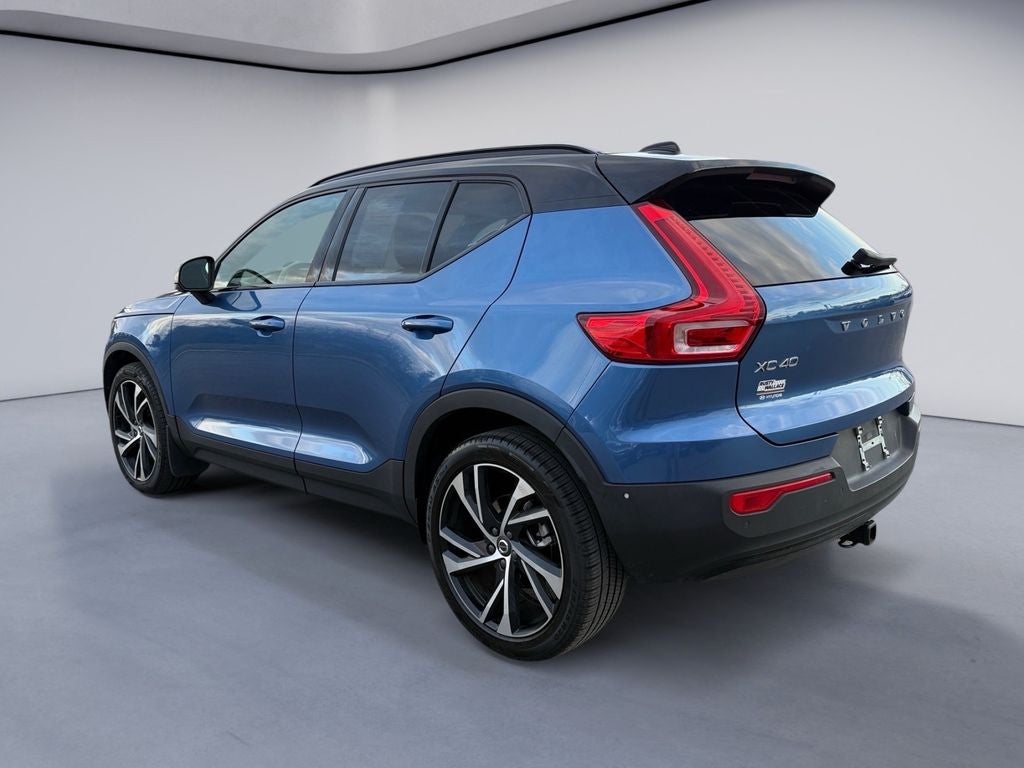 2021 Volvo XC40 R-Design