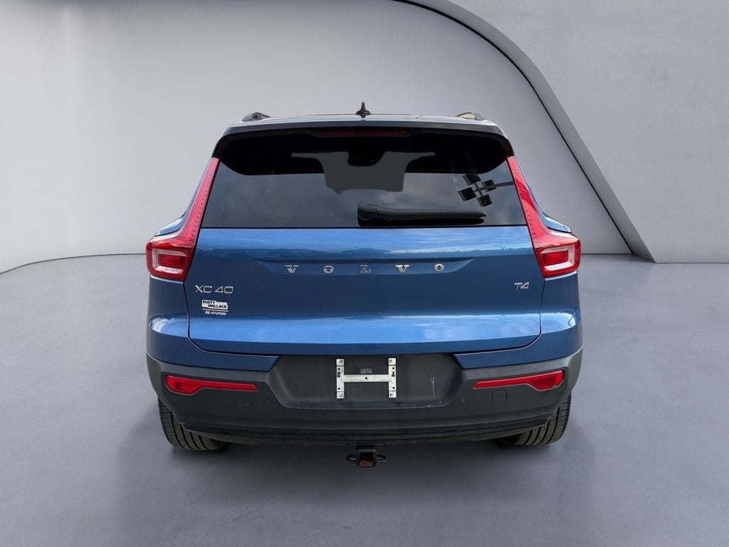 2021 Volvo XC40 R-Design