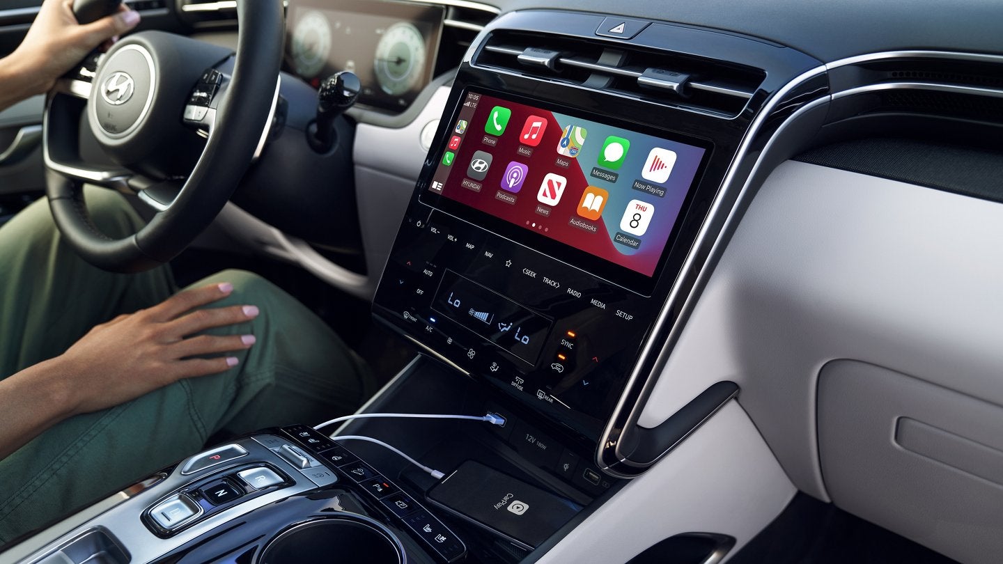 2022 Tucson Interior | Rusty Wallace Hyundai Morristown in Morristown TN